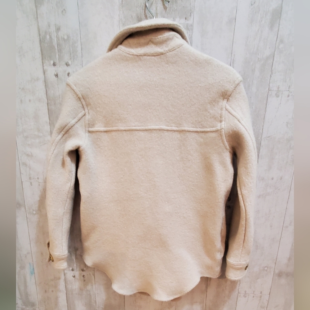 Women's Cream Button-Front Shacket Jacket - Picture 3 of 7